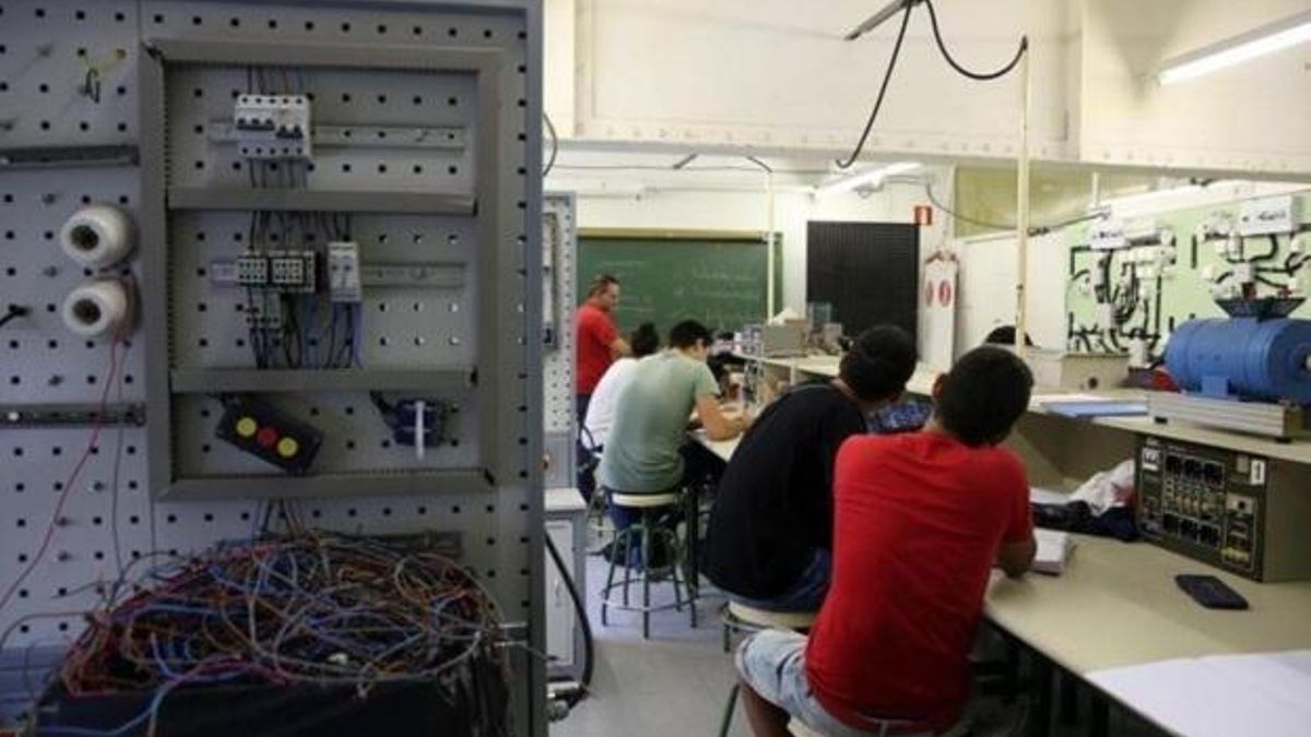 Alumnos de un ciclo de FP durante una clase.