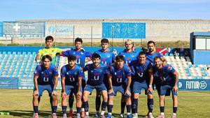 Foto del once titular del CD Móstoles URJC en su partido frenta a la A.D. Torrejón