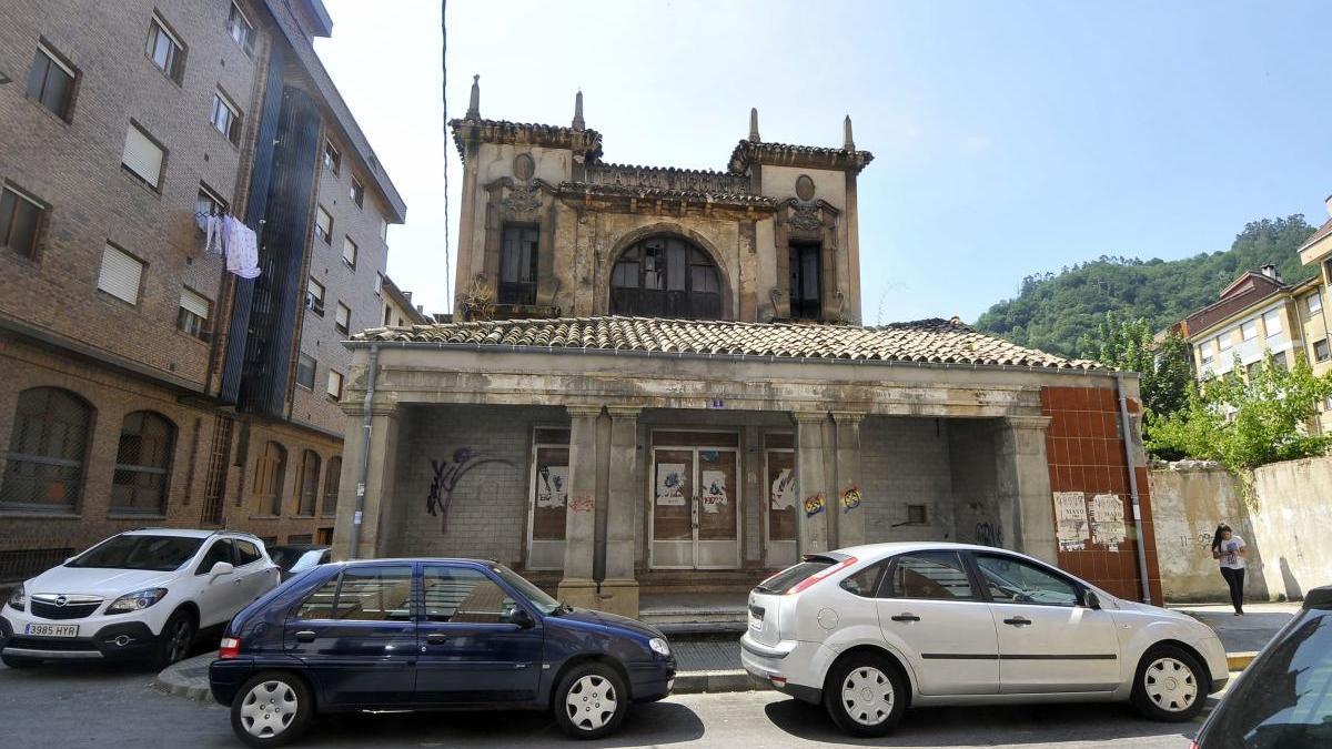 La parcela del antiguo teatro Virginia, donde estará el nuevo centro de salud.