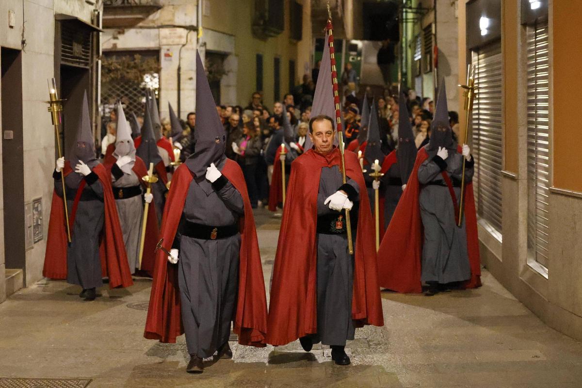 Les imatges de la processó del Sant Enterrament de Girona