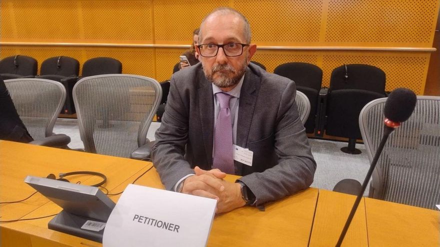 Rafael Arenas, ayer, en el Parlamento Europeo. |