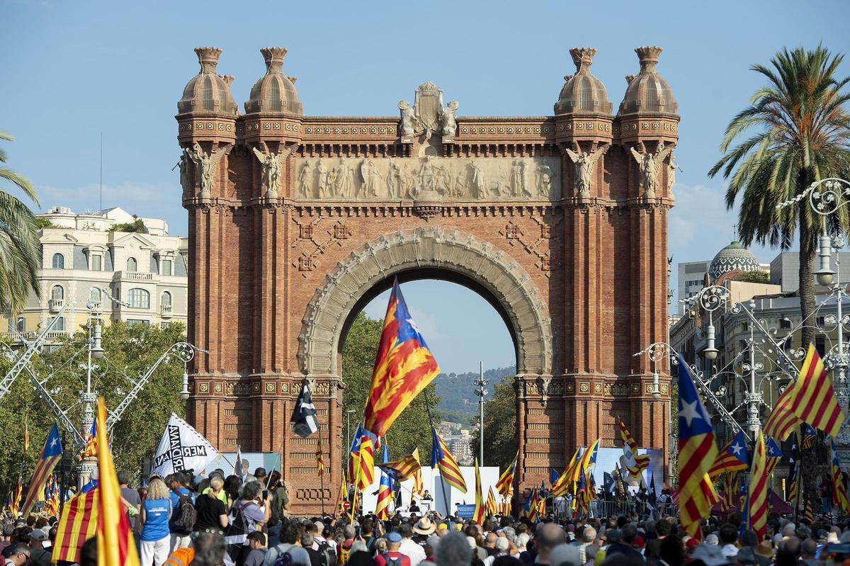 Puigdemont aparece en Barcelona después de siete años