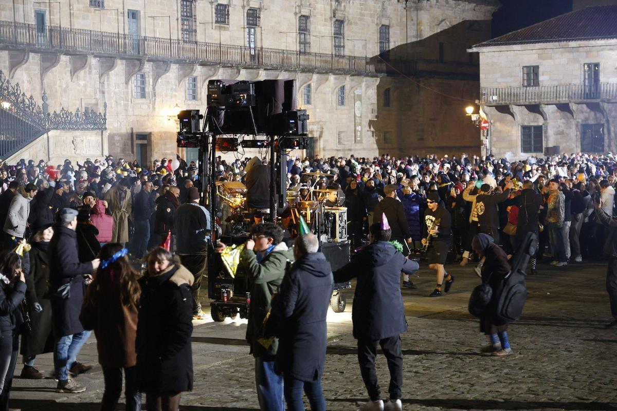 Santiago da la bienvenida al 2026 en el Obradoiro Santiago da la bienvenida al 2026 en el Obradoiro