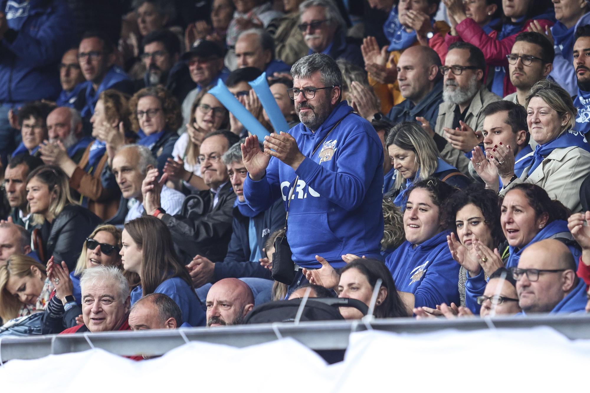 Fiesta del Real Oviedo Rugby tras ascender a División de Honor B