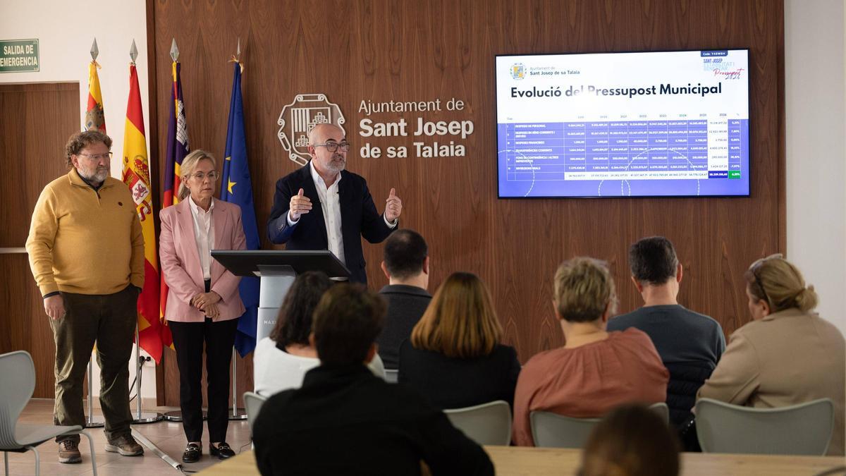 Vicent Roig presenta los presupuestos de Sant Josep para 2026