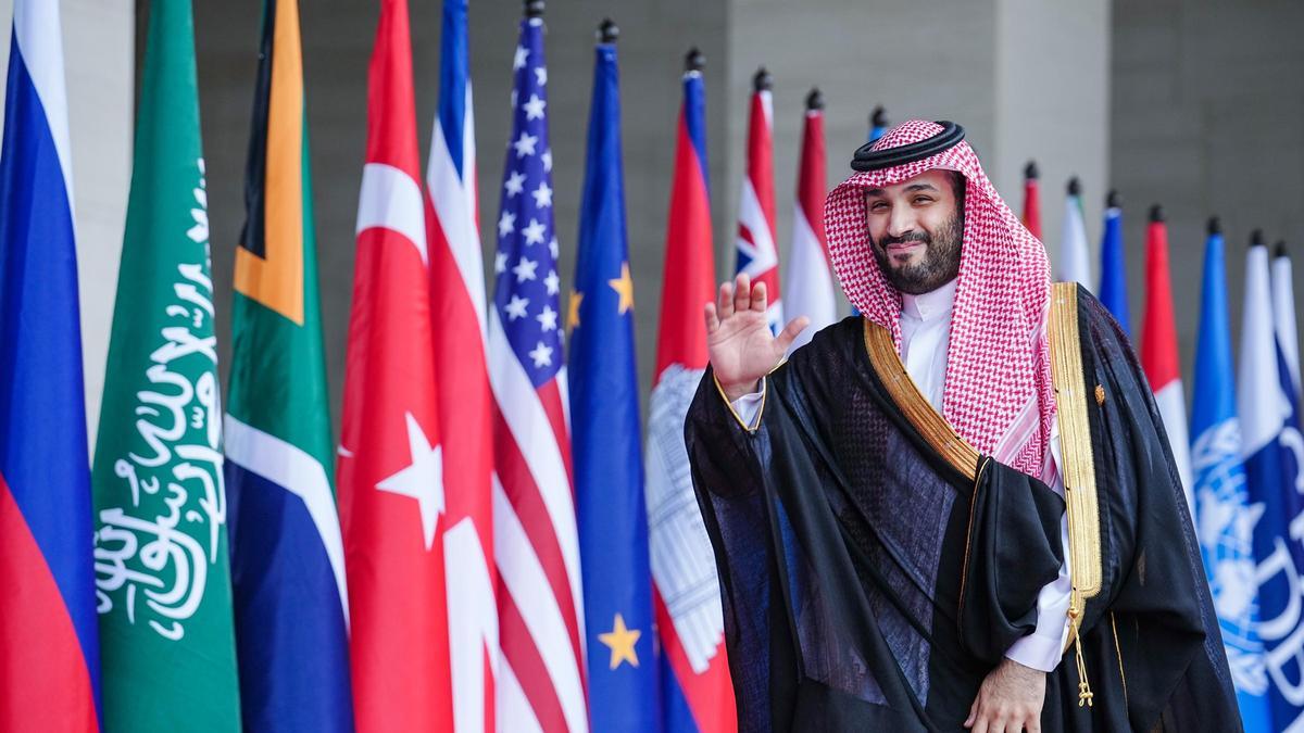 El príncipe heredero y primer ministro saudí, Mohamed bin Salmán, a su llegada a la cumbre del G20 del pasado noviembre.