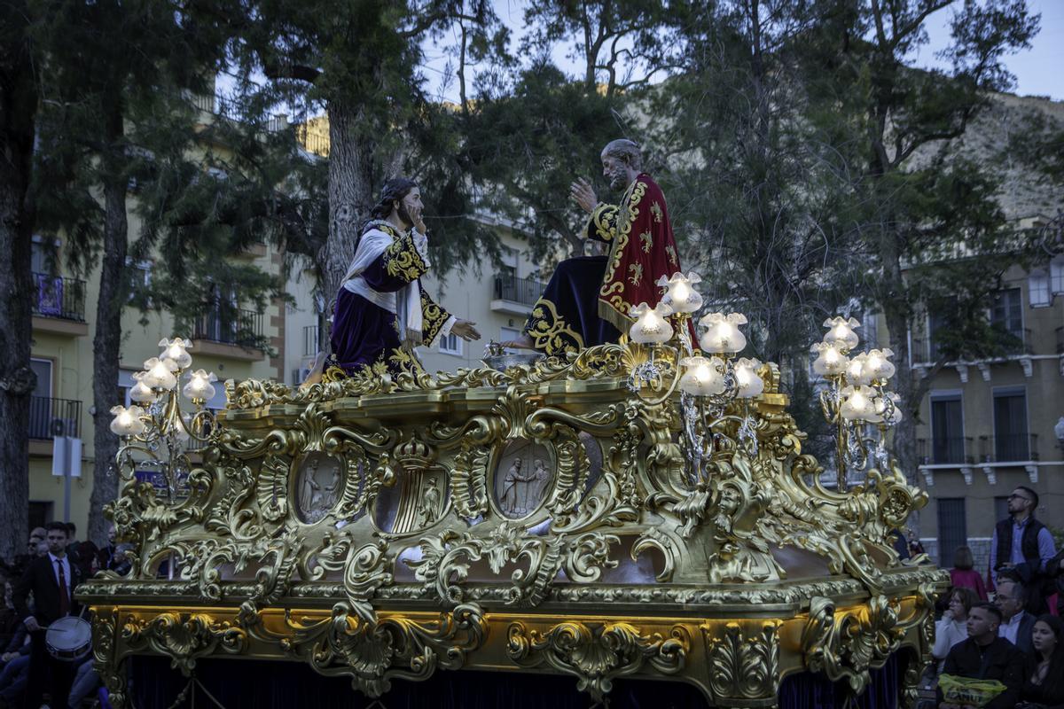 La procesión de Viernes Santo de Orihuela, en imágenes