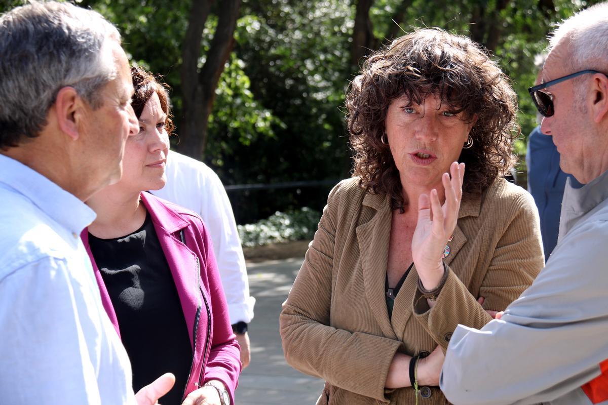 Teresa Jordà participa en el encuentro con propietarios de bosques.