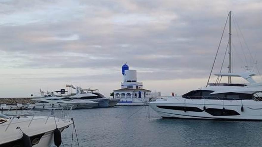 El Puerto de la Duquesa en Manilva acoge una jornada de formación en emergencias