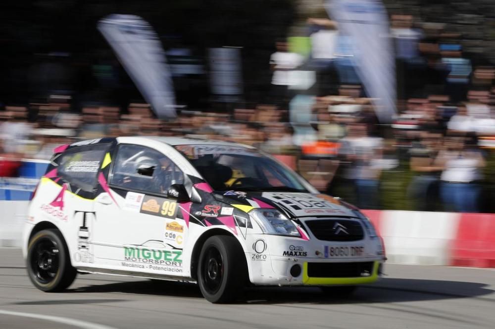 El olor a gasolina se apodera de O Castro con el Rallye Rías Baixas