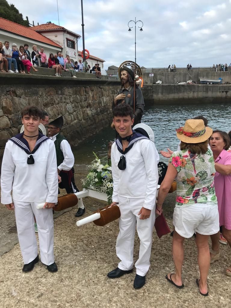 San Roque, devoción y tradición marinera en Tazones, en una fiesta familiar y para el reencuentro