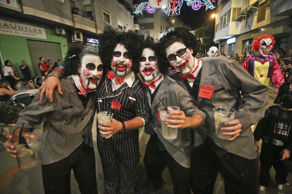 El desfile de disfraces más divertido de las fiestas de Orihuela