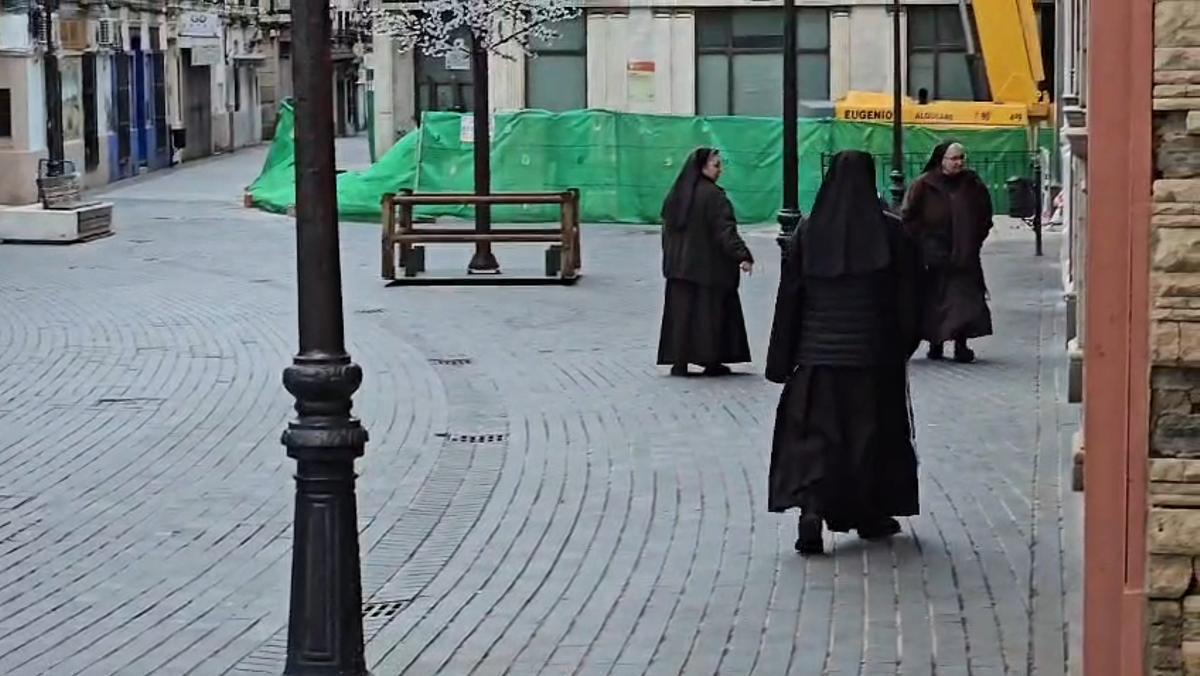 Las monjas de clausura de Badajoz acuden a votar