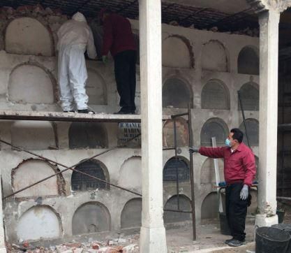 Sus restos descansaban desde 1850 en la Cementerio de San Isidro, en Madrid.
