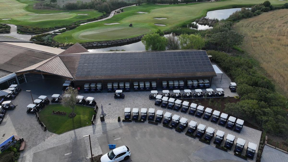 INFINITUM contará con la mejor tecnología en su flotilla de buggies para disfrutar de la mejor experiencia en sus campos de golf.