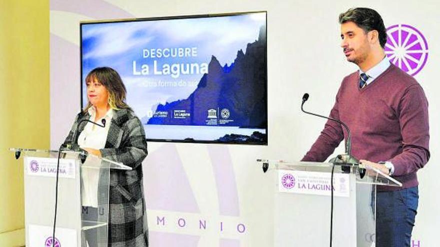 Idaira Afonso y Luis Yeray Gutiérrez, en la presentación ayer de la campaña de La Laguna en Fitur. | | E.D.
