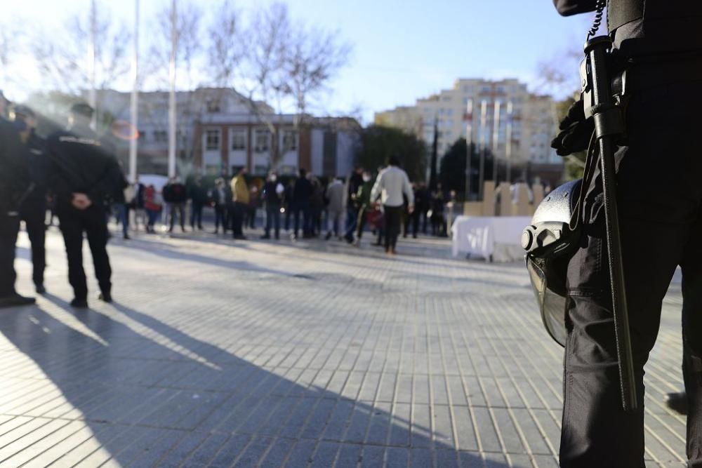 Manifestación de hosteleros en la Asamblea Regional