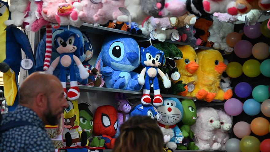 Tómbolas y juegos de habilidad en la Feria de Córdoba