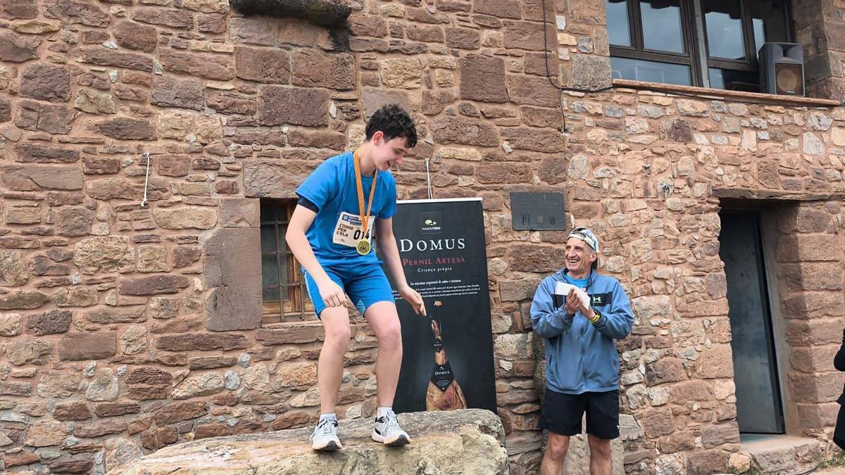 Una trentena de persones corren contra l’ELA a Moià en una cursa solidària vinculada al repte de la Ruta 66 Una trentena de persones corren contra l’ELA a Moià en una cursa solidària vinculada al repte de la Ruta 66