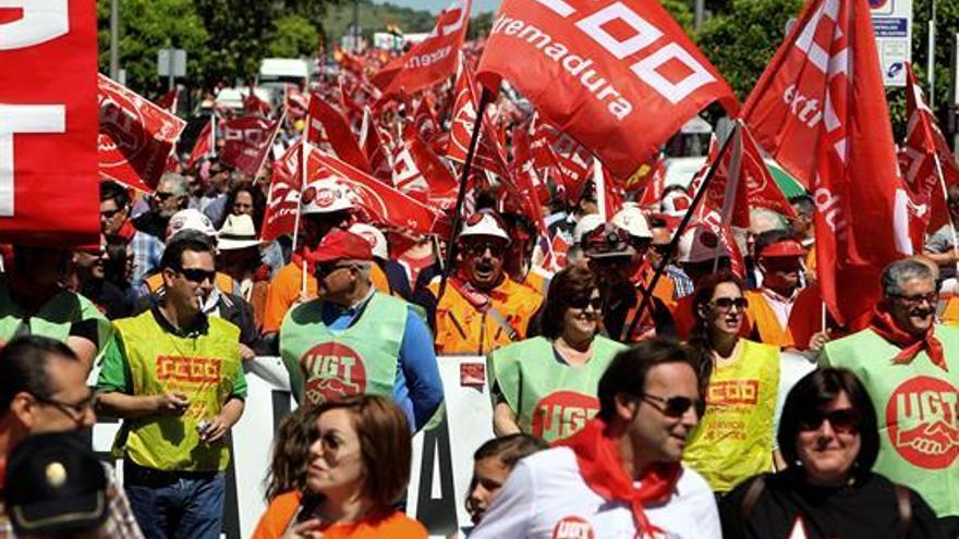 Los sindicatos extremeños claman por la justicia social en un Primero de Mayo con acento electoral