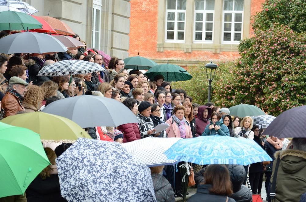 Multitudinaria protesta del 8-M en Pontevedra