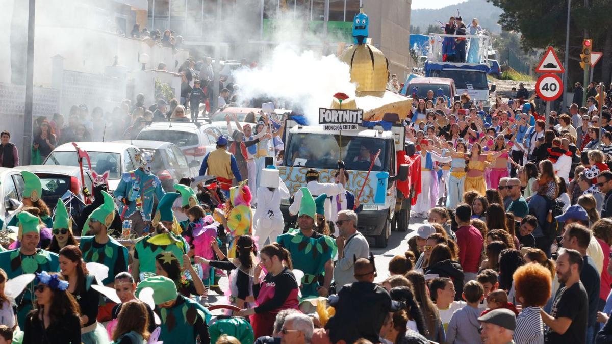 La rúa de Carnaval de Sant Josep de 2020, celebrada en Cala de Bou