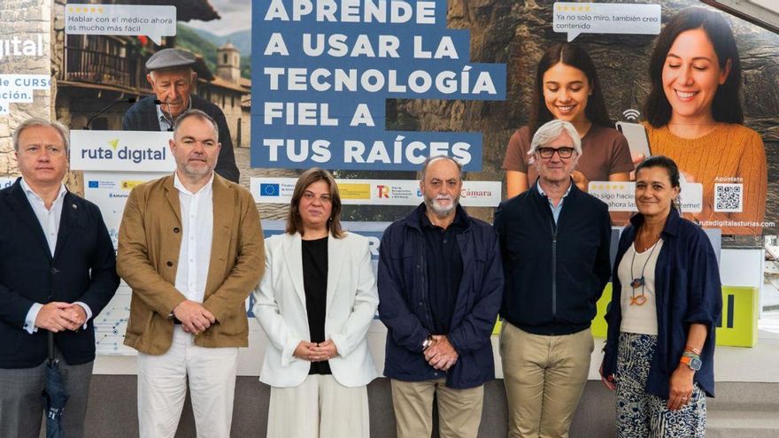 Un &quot;aula-bus&quot; impartirá cursos sobre nuevas tecnologías por 71 concejos
