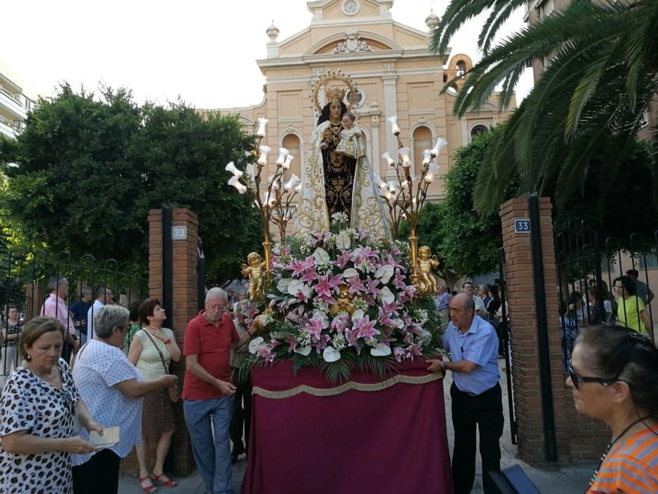 Procesión del Carmen en el barrio de la Trinidad