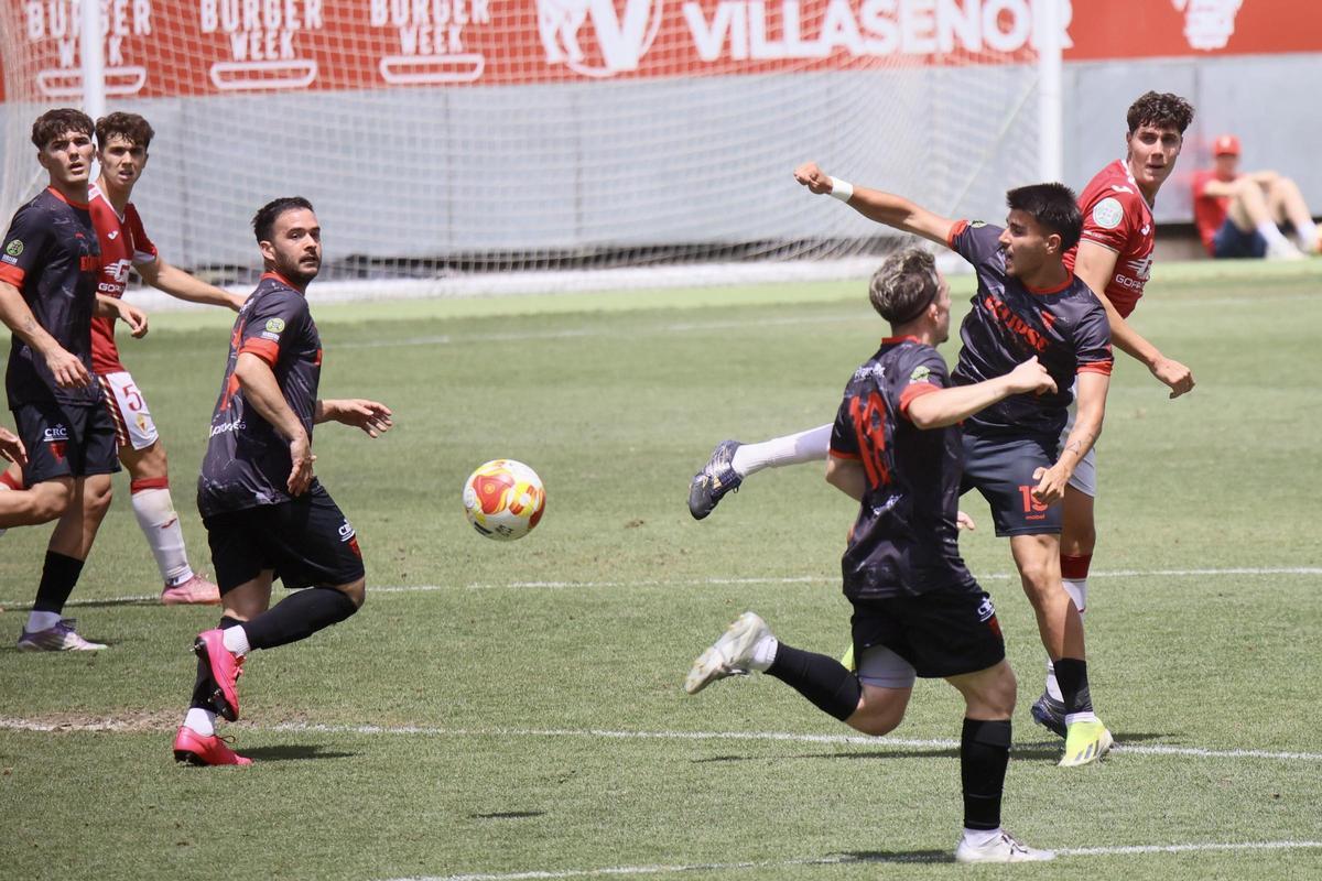 Las mejores imágenes del partido entre el Real Murcia Imperial y el Olímpico de Totana