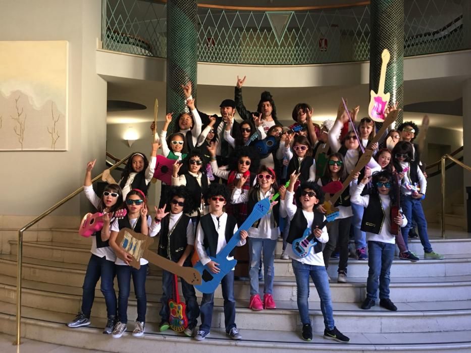 Rock and roll en el colegio Divina Providencia