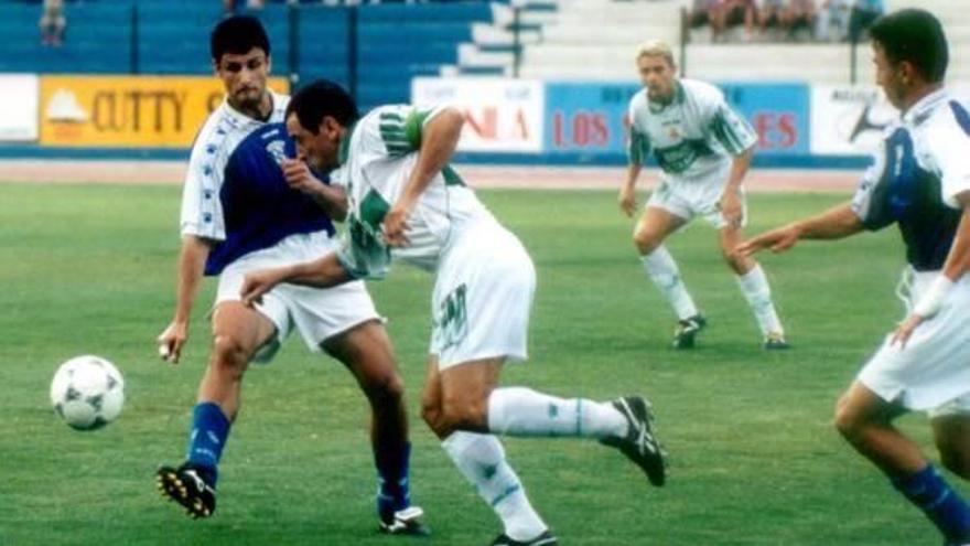 Claudio: «El Elche ha crecido en el play-off y es un equipo sólido y solvente»