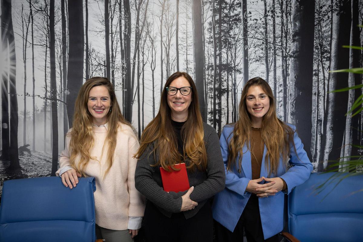 Sofía Ribas Bamber; Yvette Torres-Rahman y Anna Olivia Spenner Hernández.