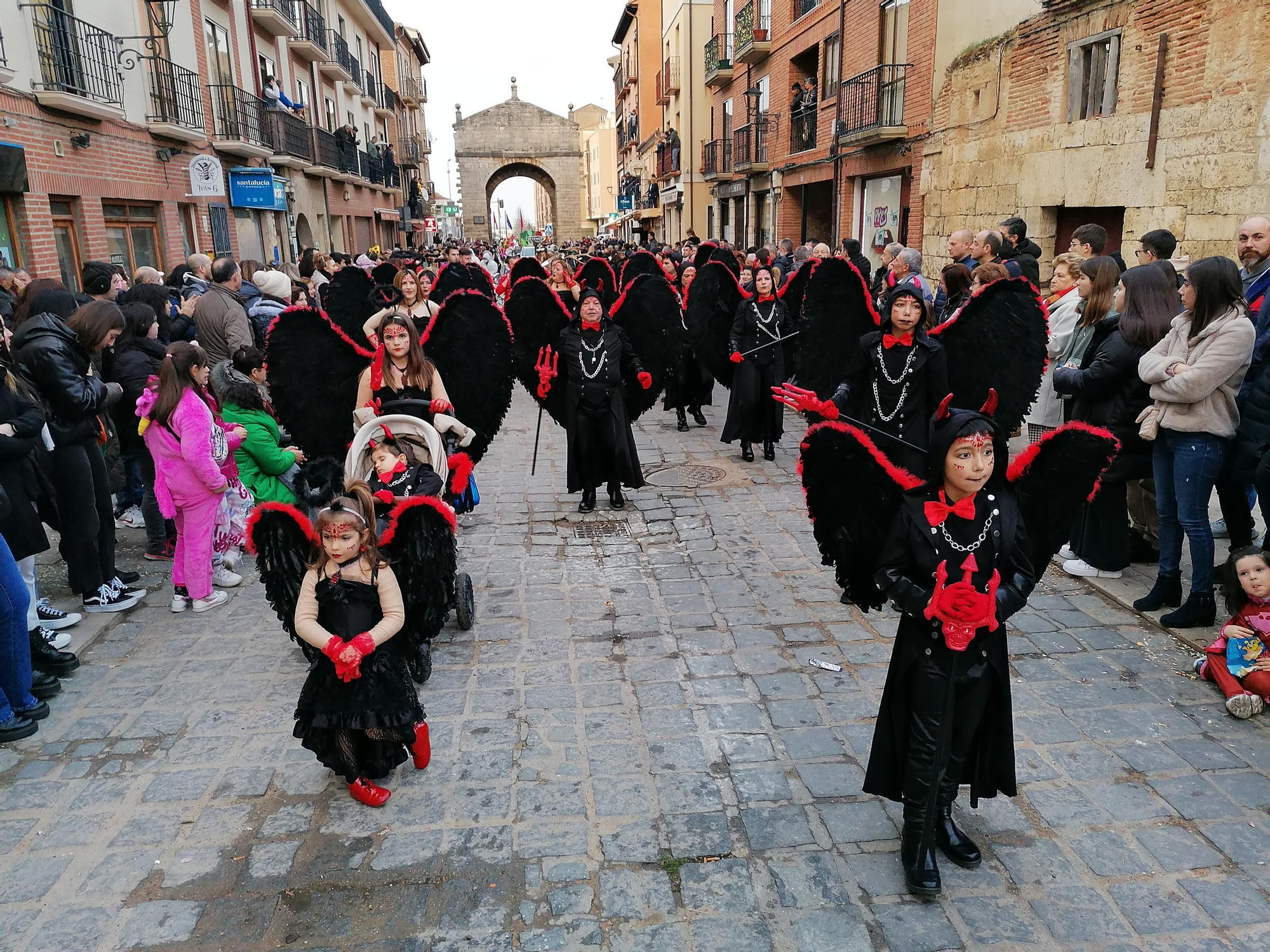 El Carnaval más auténtico, en el desfile de Toro