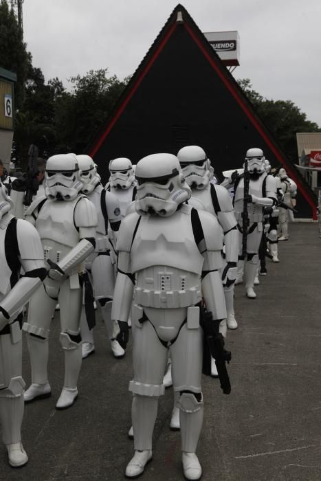 Desfile de "Starwars" en Metrópoli