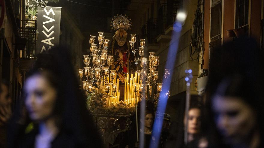 Cofradía Sacramental del Cristo del Divino Amor y Nuestra Señora de la Soledad «La Marinera», Alicante.