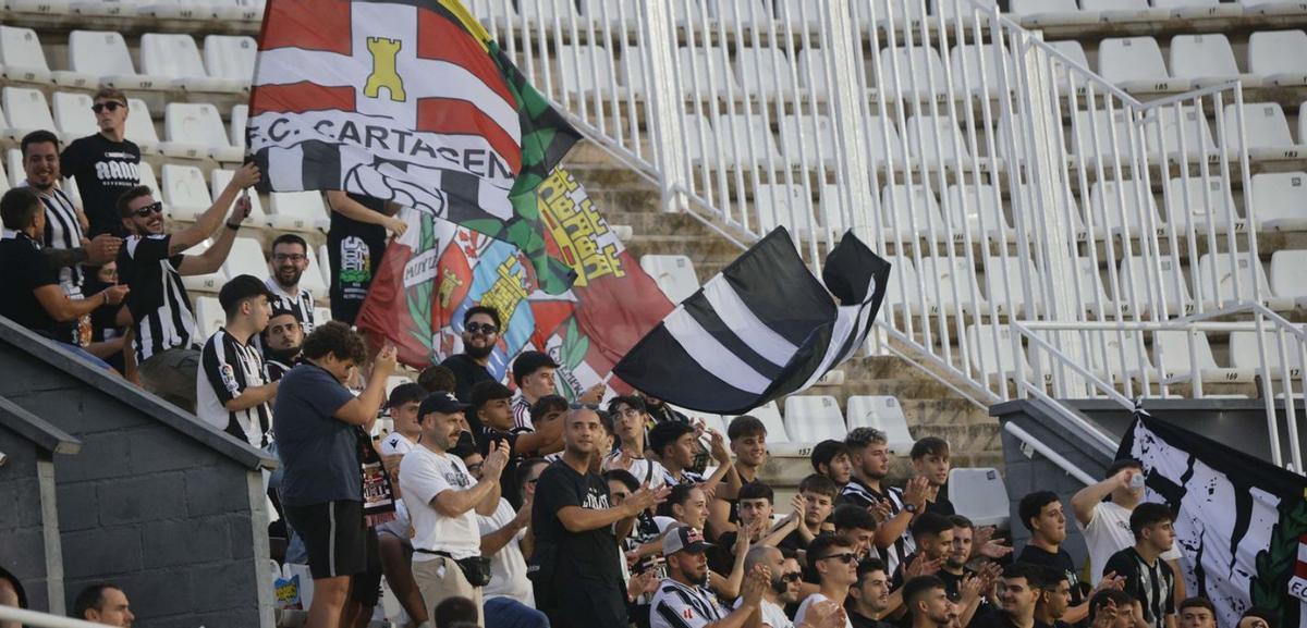 Javi Rey: «Por el resultado parece un partido sencillo, pero no es así» | IVÁN URQUÍZAR