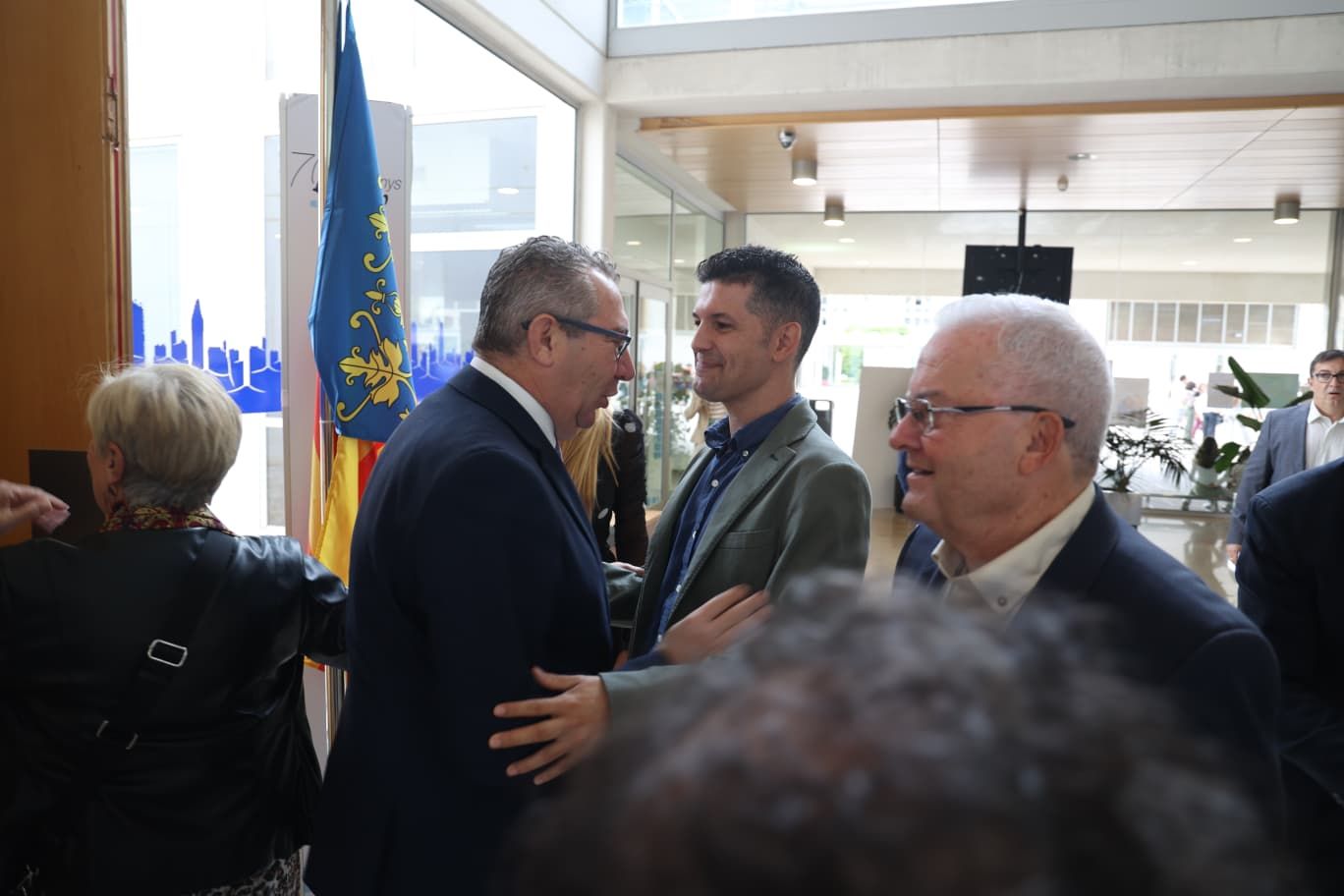 Acto del 9 d'Octubre en Benidorm