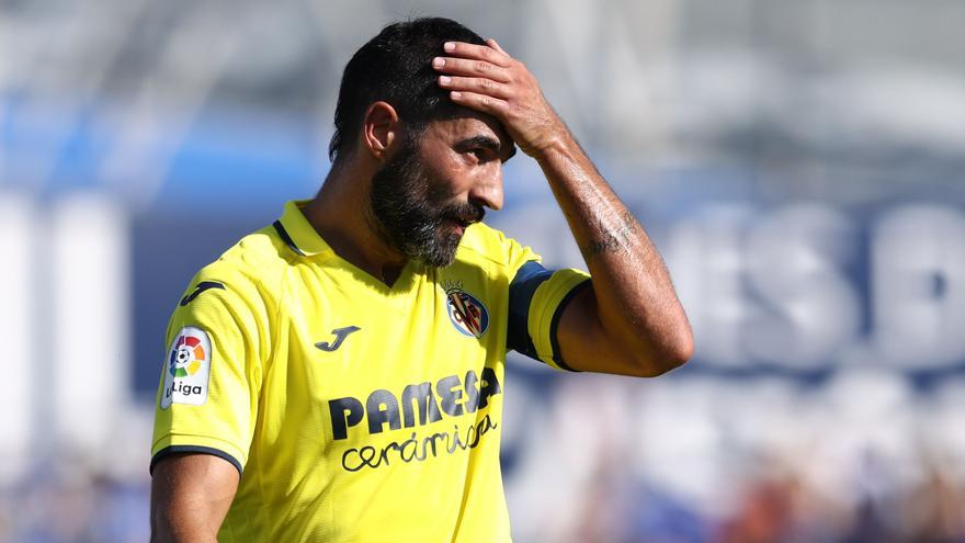 Villarreal CF | La extraña ausencia de Albiol en Polonia y el estado de la lesión de Lo Celso