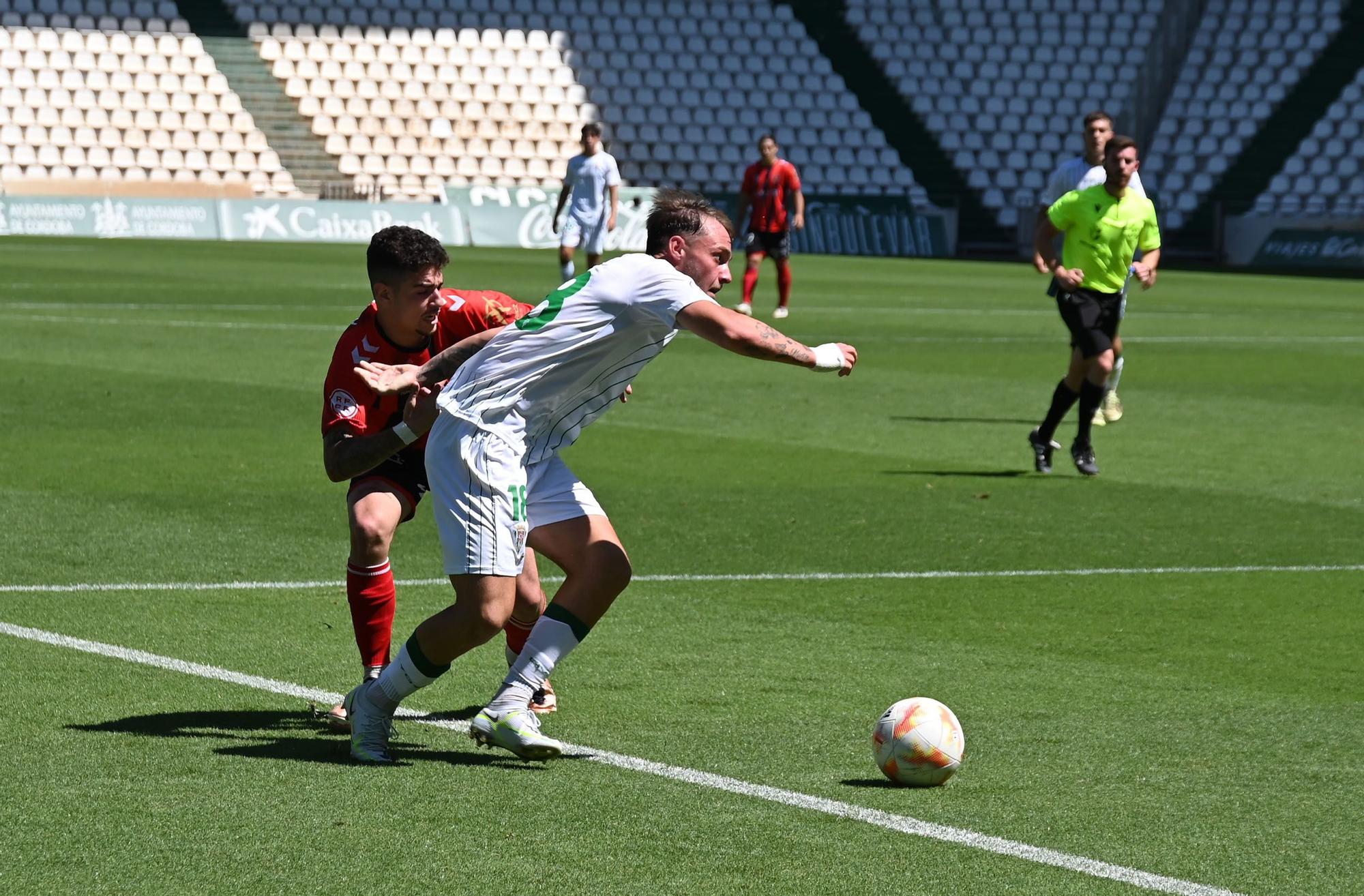 Córdoba CF B_Salerm Puente Genil en imágenes