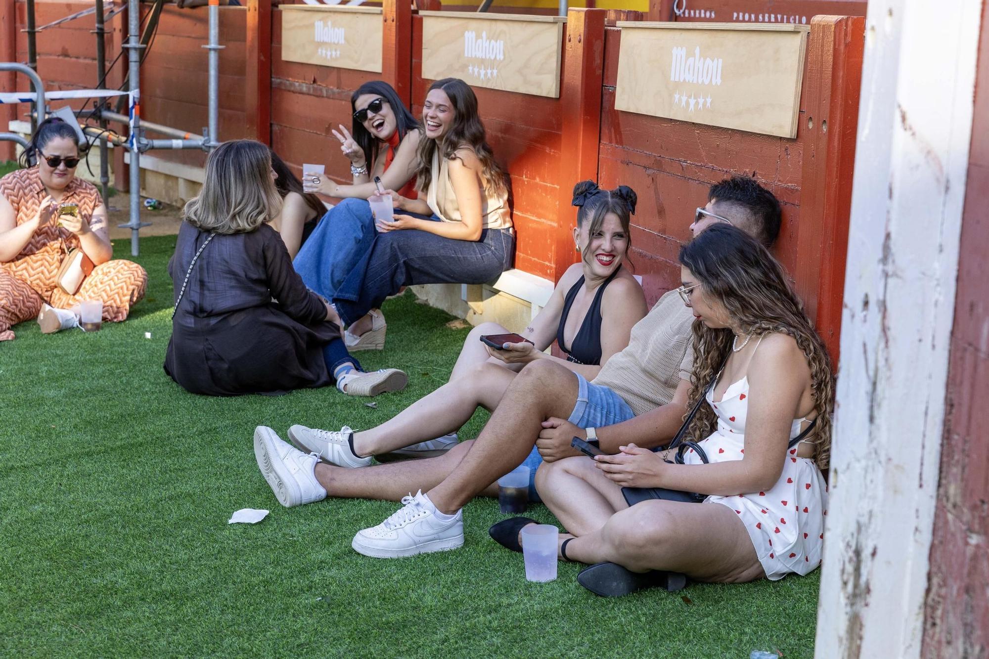 Fogueres Fest 2025: la vuelta de la fiesta al ruedo de la Plaza de Toros de Alicante