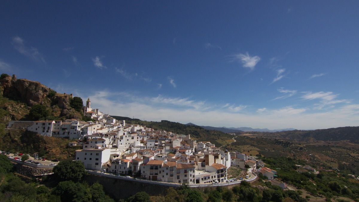 Así es Casarabonela, la joya blanca de la Sierra de las Nieves malagueña