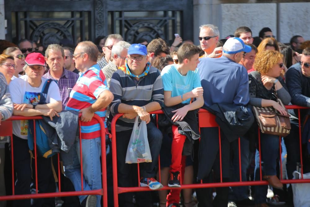 Búscate en la mascletà del 6 de marzo