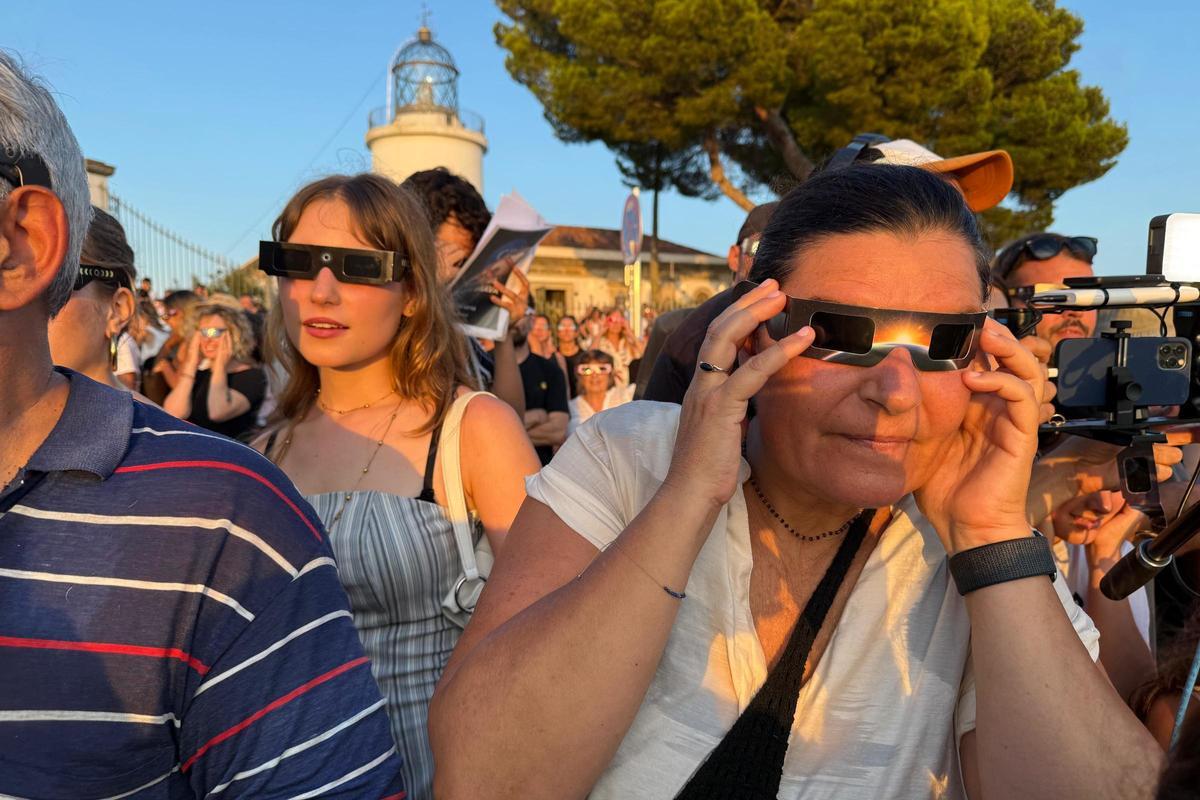Les imatges de l'eclipsi al far de Sant Sebastià