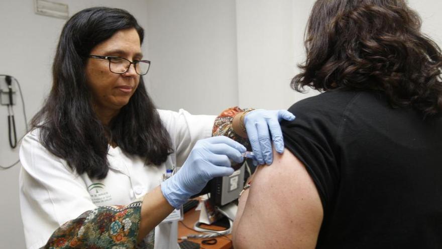 Salud inicia la vacunación frente a la gripe