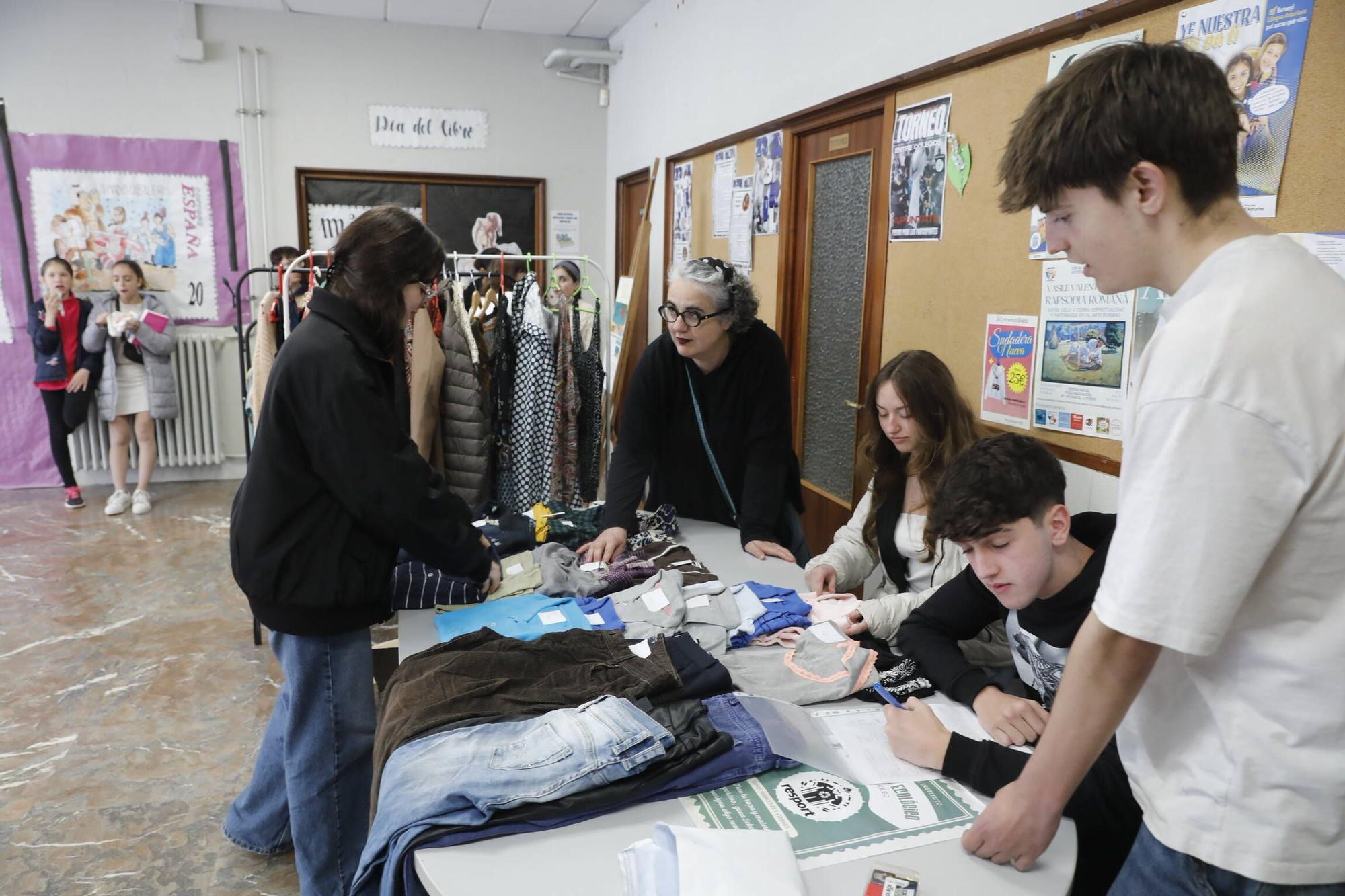 La serie "De aula en aula" visita el IES Calderón de la Barca