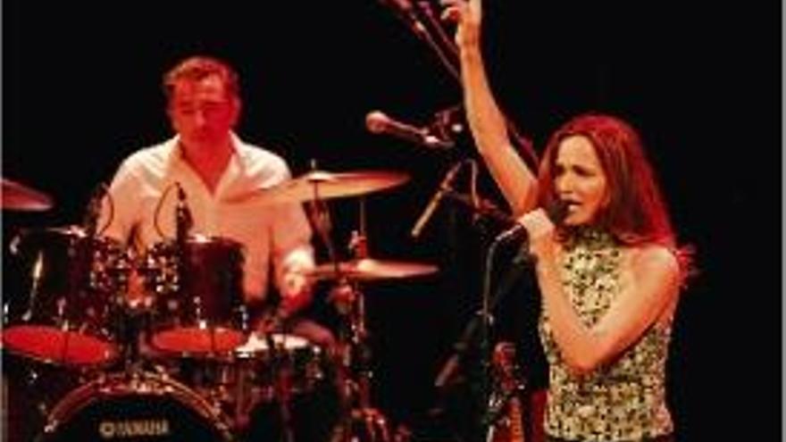 La veu de Sharon Corr arriba a Girona