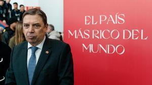 Archivo - El ministro de Agricultura, Pesca y Alimentación, Luis Planas, visita Madrid Fusión Alimentos de España,