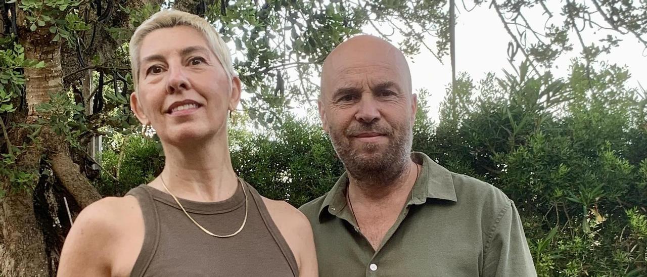 Mabel Ribas y Miquel Àngel Aguiló, creadores de 'Un cos negre'.