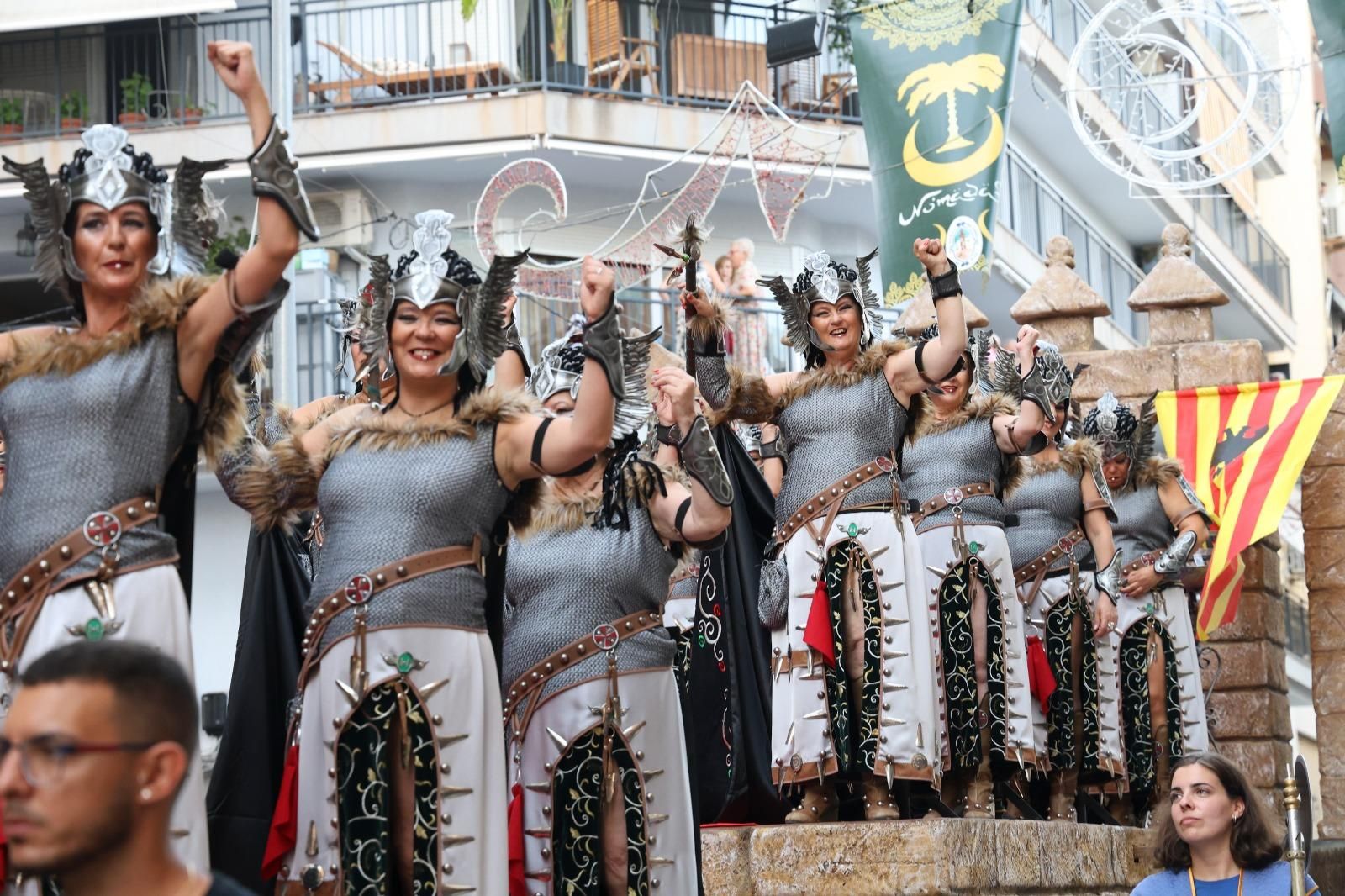 Imágenes del desfile de la entrada cristiana en San Blas