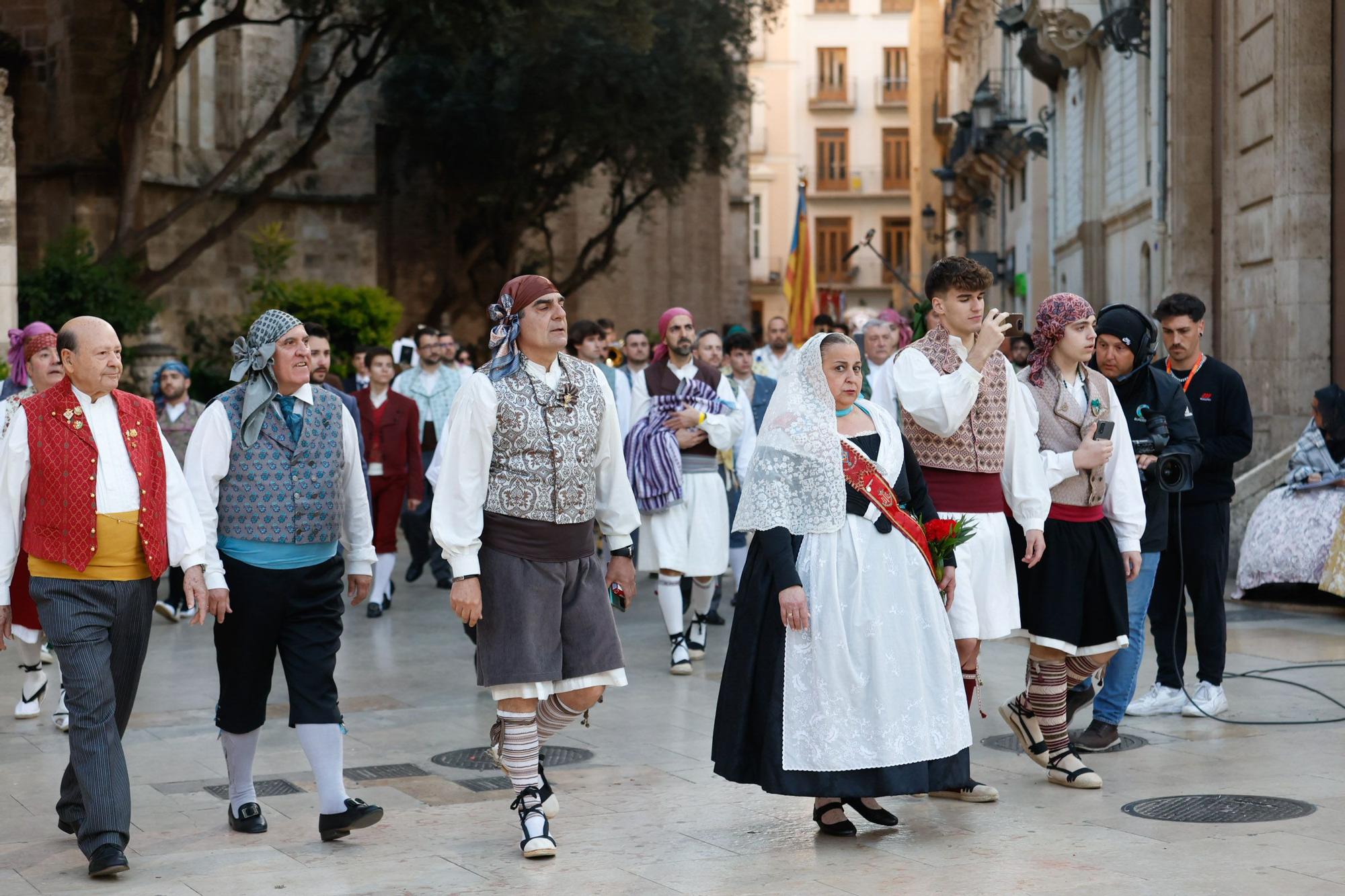 Búscate en el primer día de la Ofrenda en la calle San Vicente entre las 18:00 y las 19:00